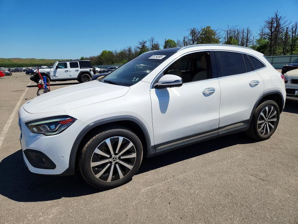 2021 MERCEDES-BENZ GLA 250 4MATIC - 1