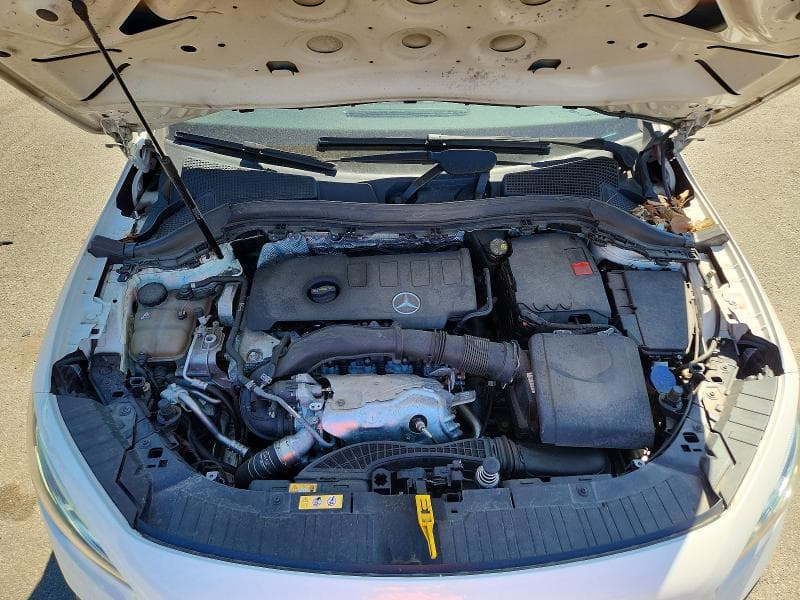 2021 MERCEDES-BENZ GLA 250 4MATIC 12