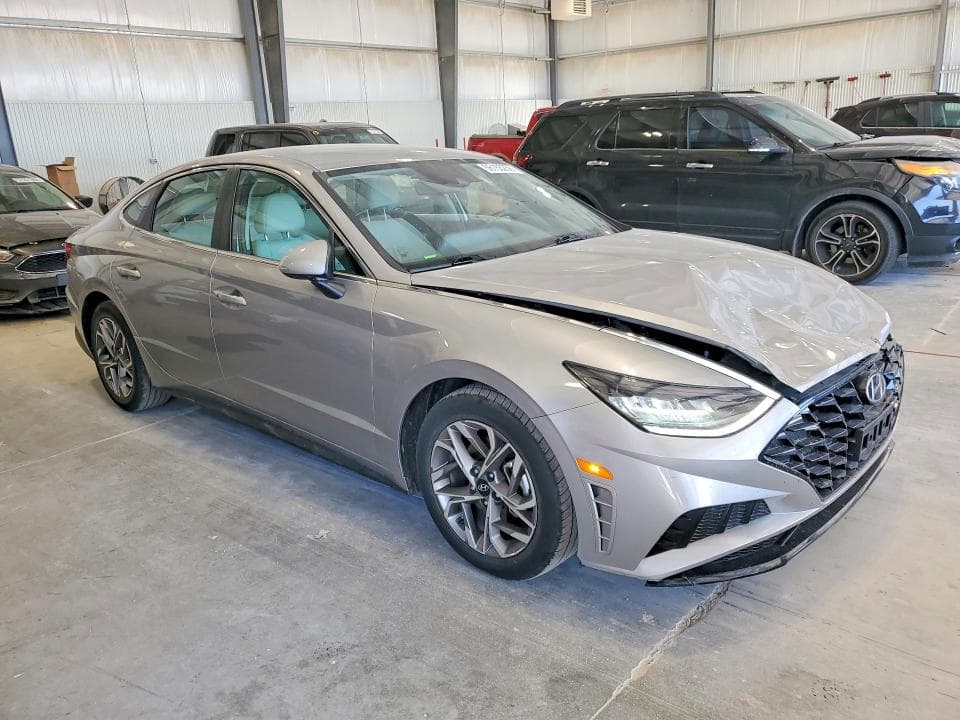 2021 HYUNDAI SONATA SEL 4