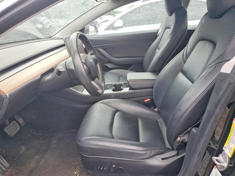 2018 TESLA MODEL 3 7