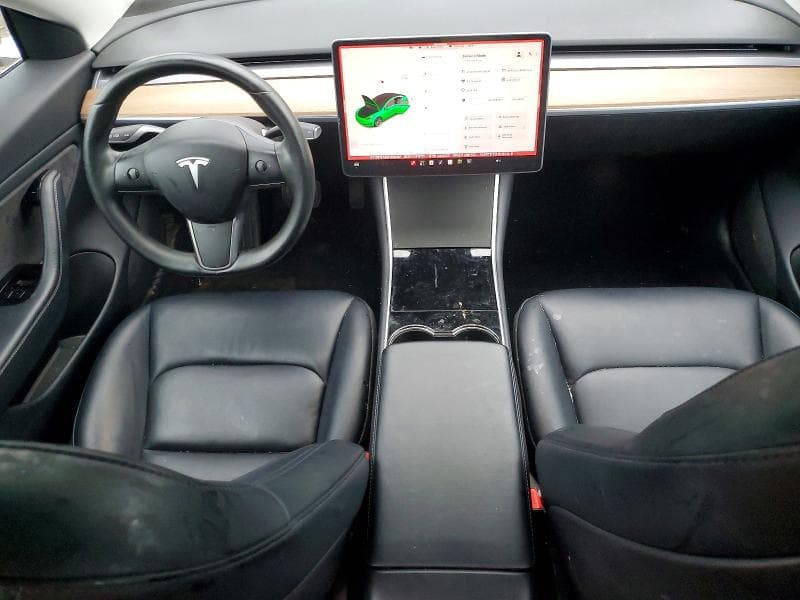 2018 TESLA MODEL 3 8