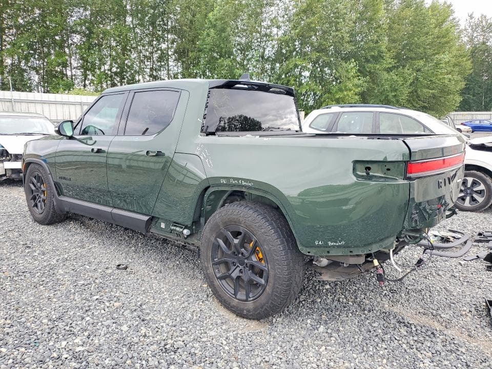 2022 RIVIAN R1T ADVENTURE 2