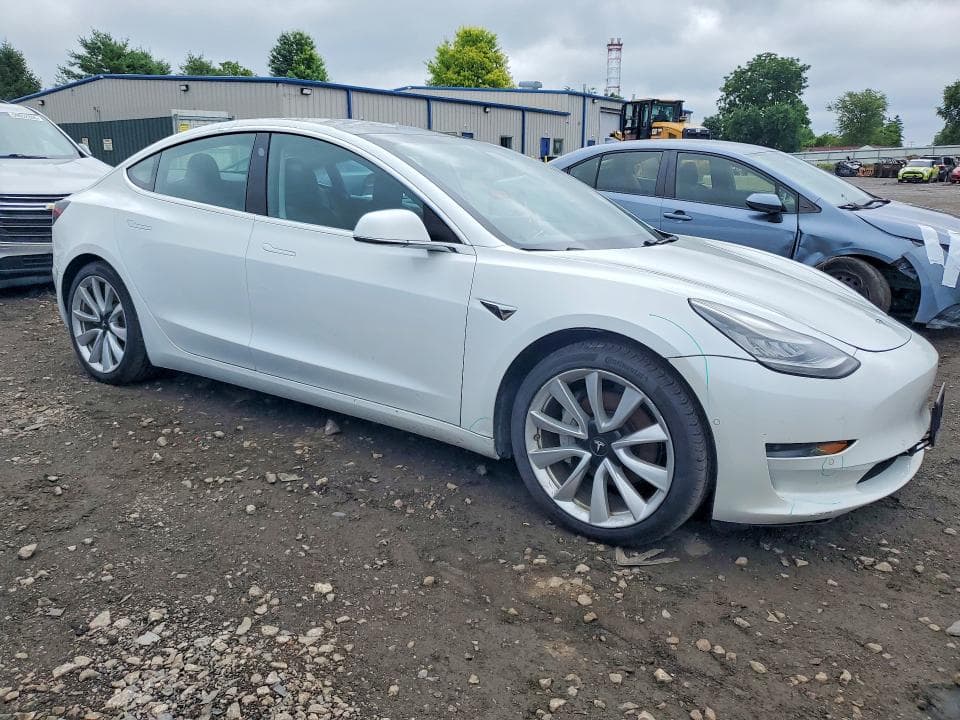 2020 TESLA MODEL 3 4