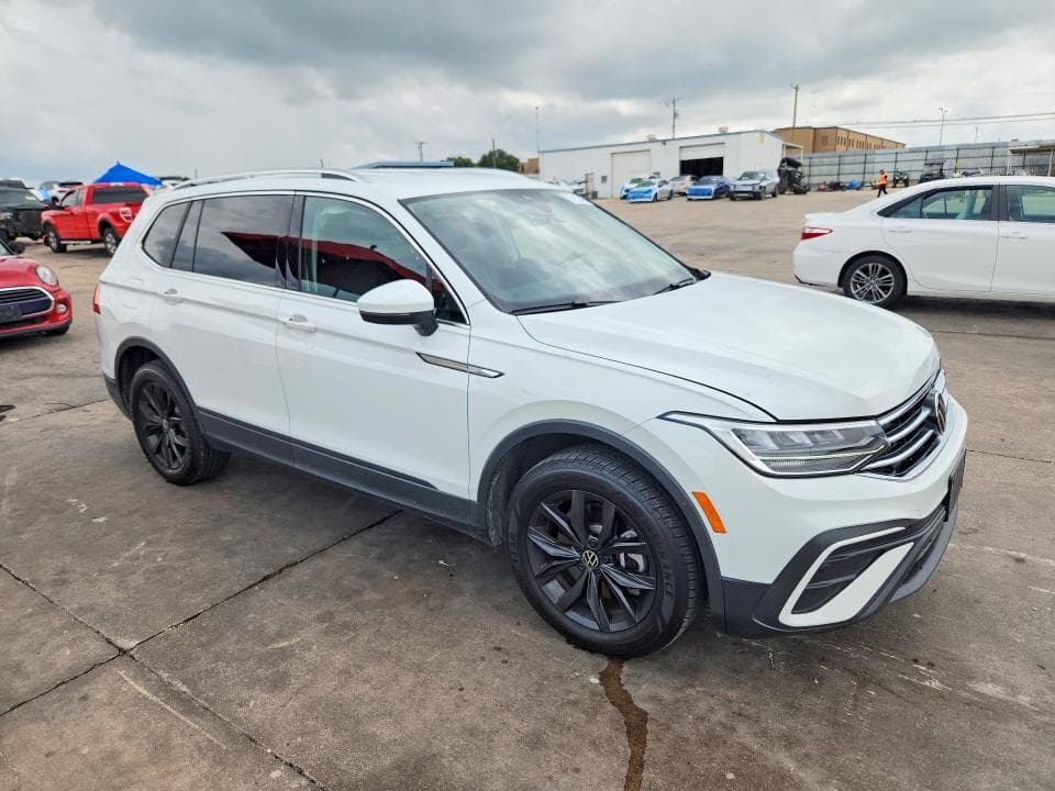 2024 VOLKSWAGEN TIGUAN SE 4