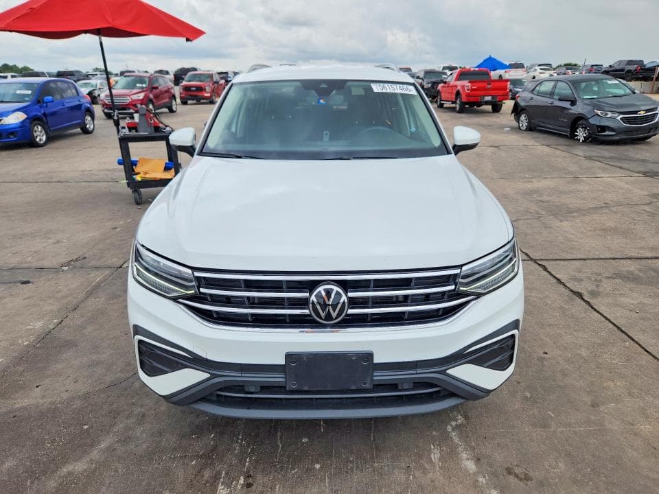 2024 VOLKSWAGEN TIGUAN SE 5