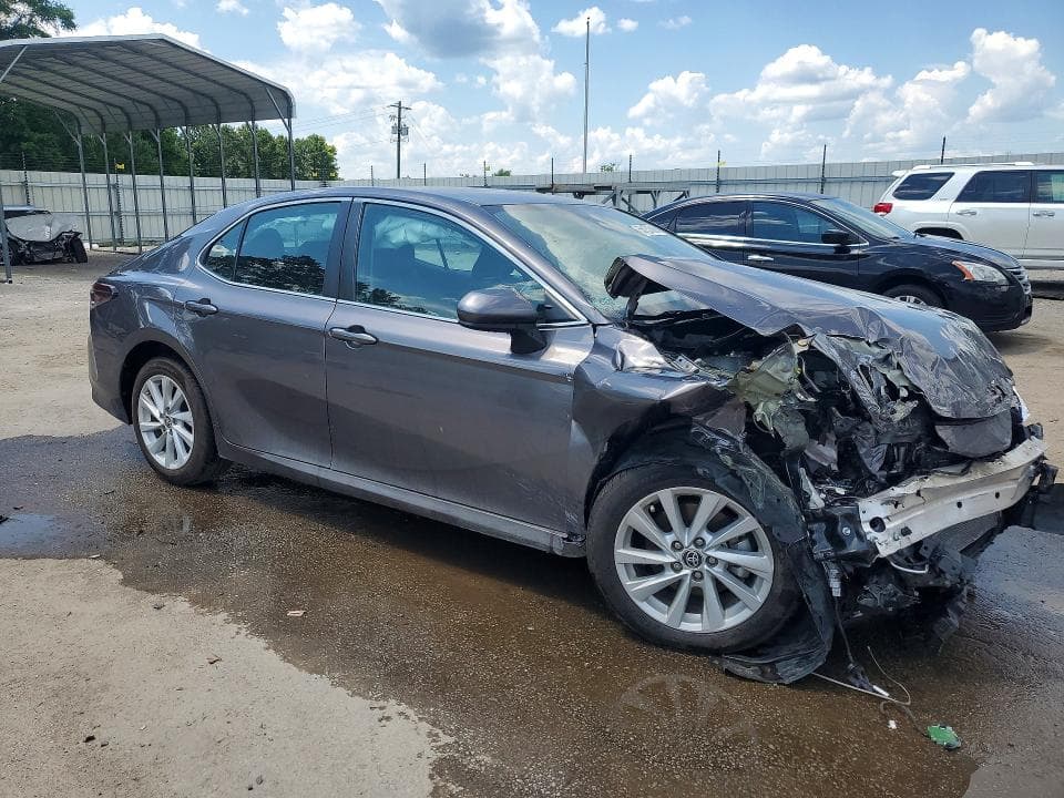 2023 TOYOTA CAMRY LE 4