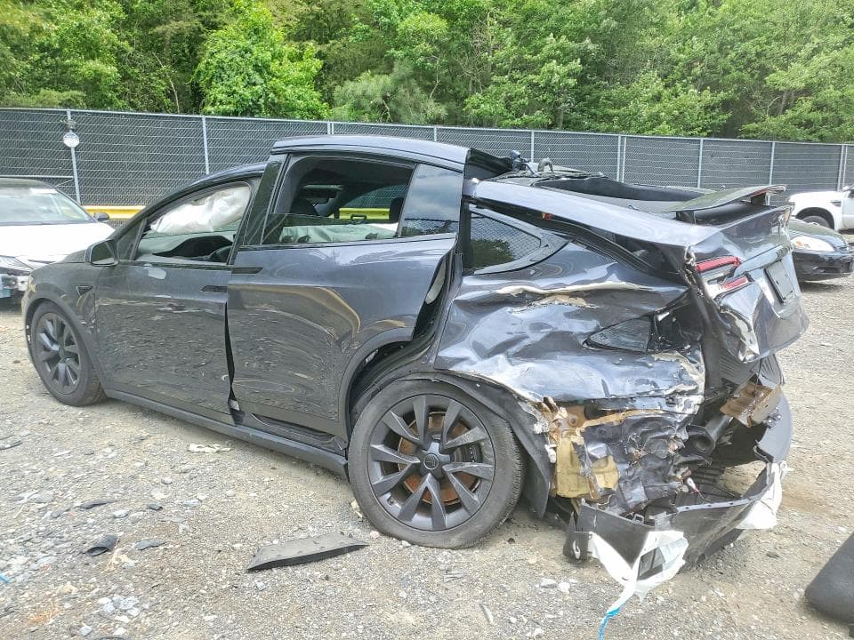 2022 TESLA MODEL X 2