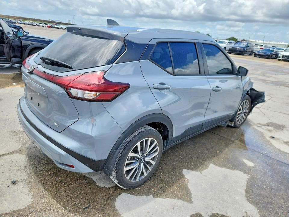 2024 NISSAN KICKS SV 3