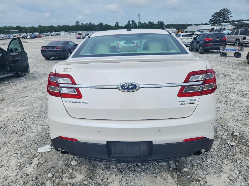 2018 FORD TAURUS LIMITED 6