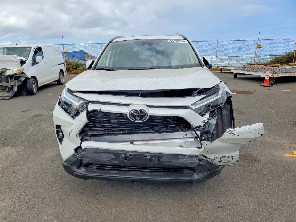 2024 TOYOTA RAV4 XLE PREMIUM XLE PREMIUM 5