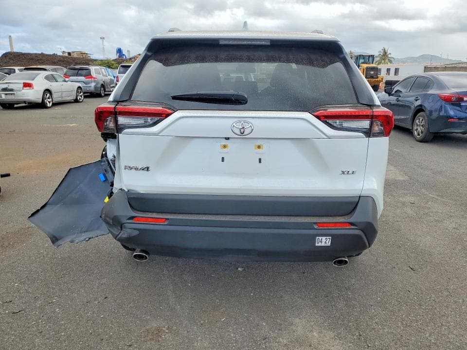 2024 TOYOTA RAV4 XLE PREMIUM XLE PREMIUM 6