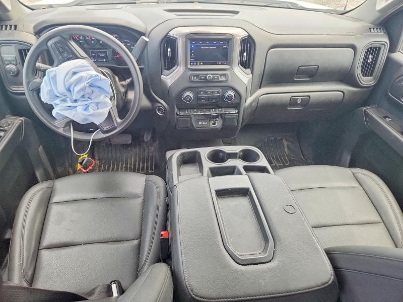 2025 CHEVROLET SILVERADO C1500 8