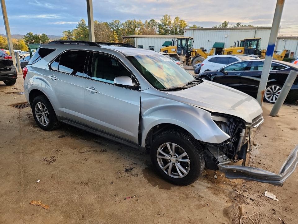 2017 CHEVROLET EQUINOX LT 4