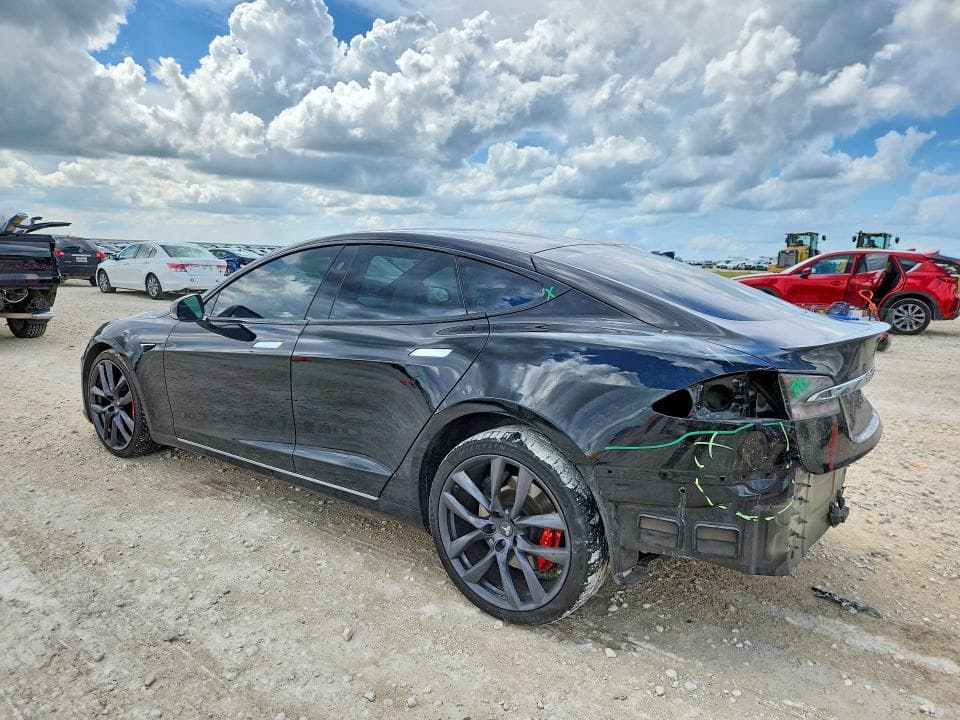 2020 TESLA MODEL S 2