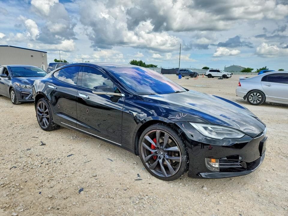 2020 TESLA MODEL S 4