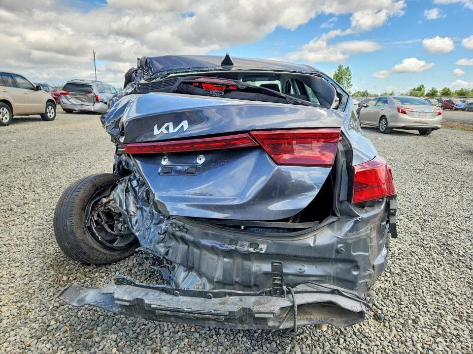 2023 KIA FORTE LXS 6