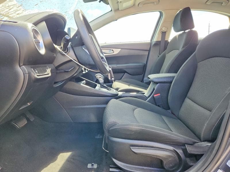 2023 KIA FORTE LXS 7