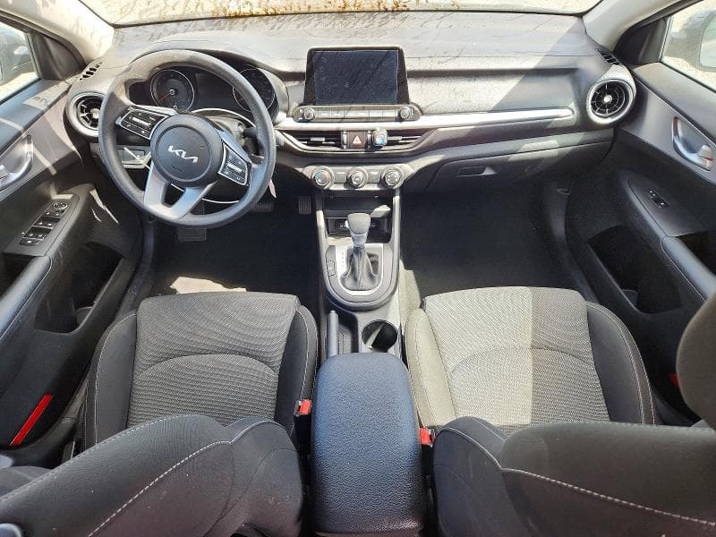 2023 KIA FORTE LXS 8