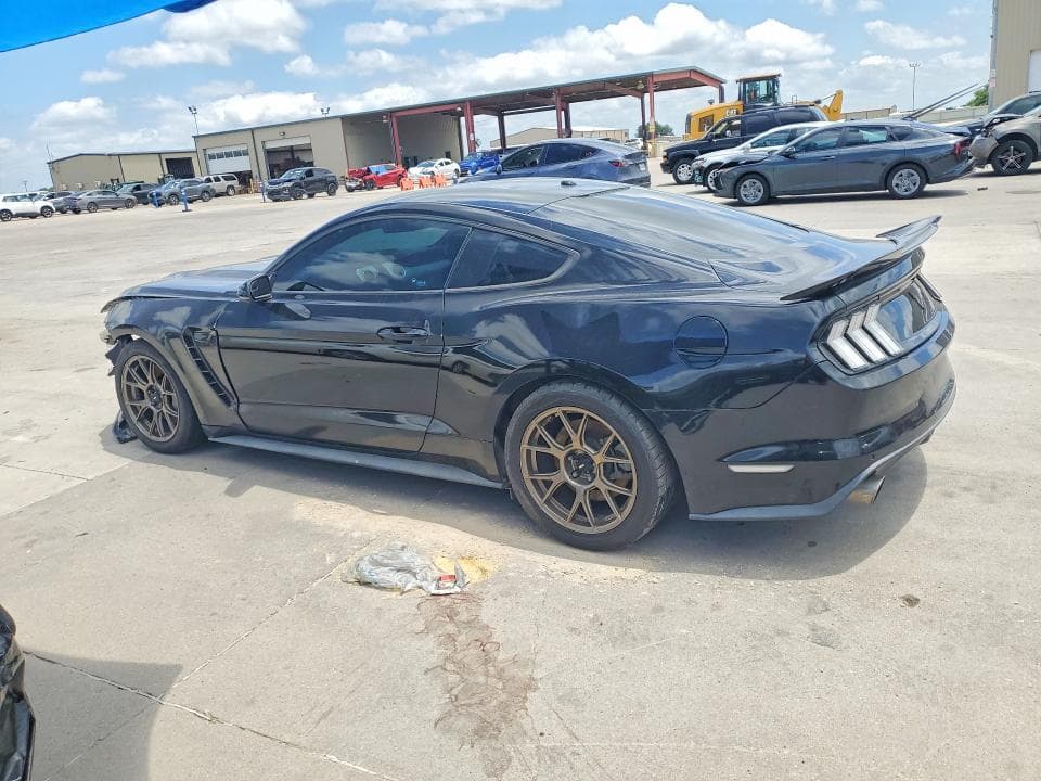 2017 FORD MUSTANG GT 2