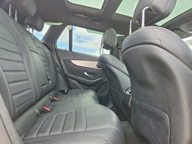 2022 MERCEDES-BENZ GLC 300 4MATIC 11