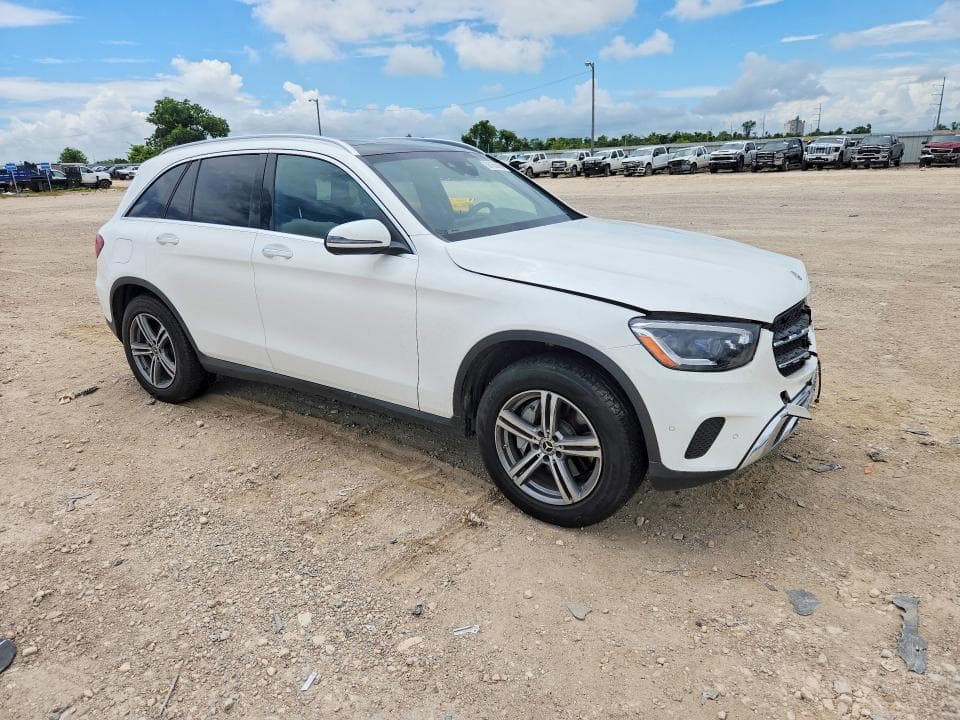 2022 MERCEDES-BENZ GLC 300 4MATIC 4