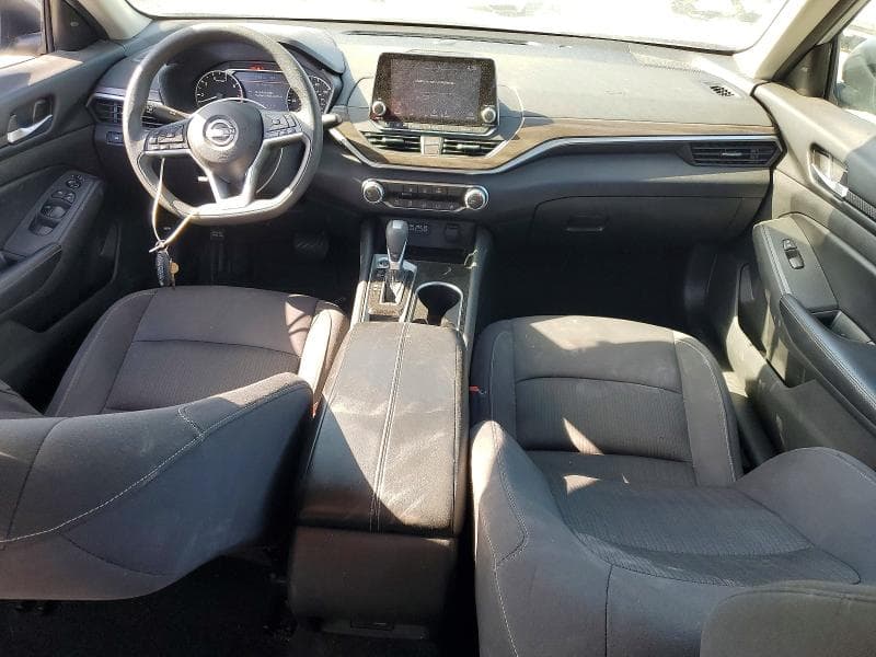 2024 NISSAN ALTIMA SV 8