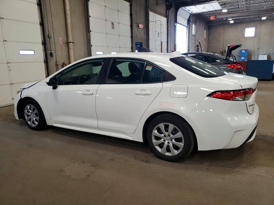 2022 TOYOTA COROLLA LE 2