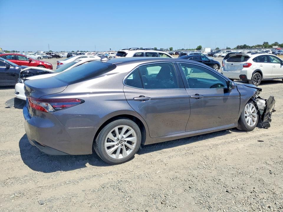 2023 TOYOTA CAMRY LE 3