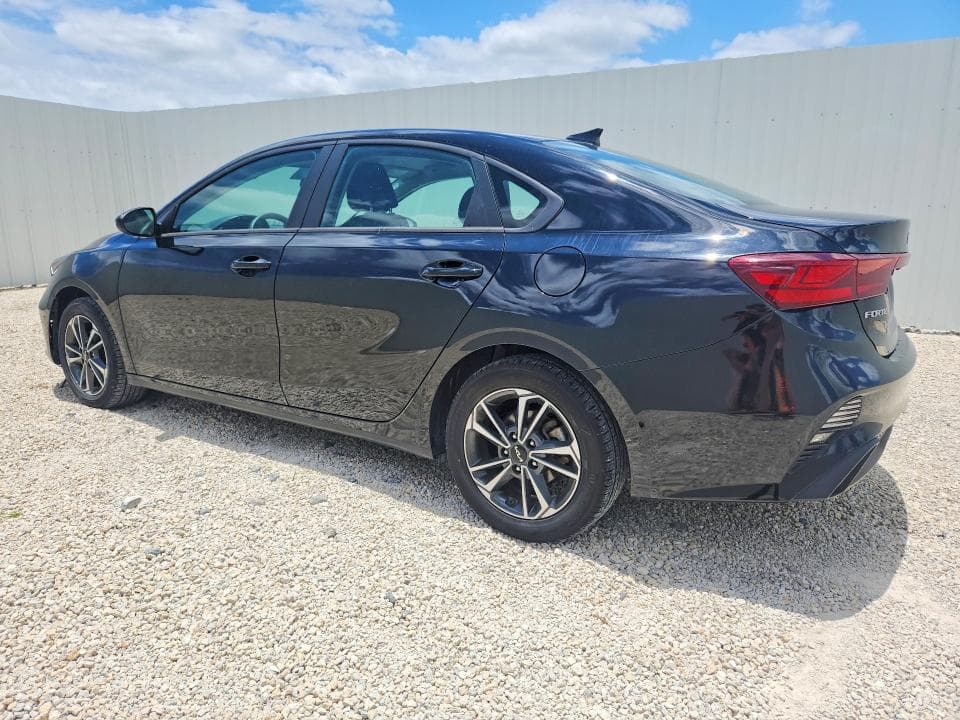 2024 KIA FORTE LXS 2