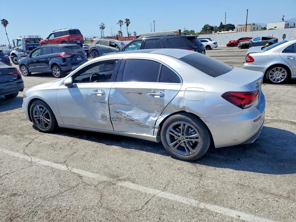 2020 MERCEDES-BENZ A 220 2