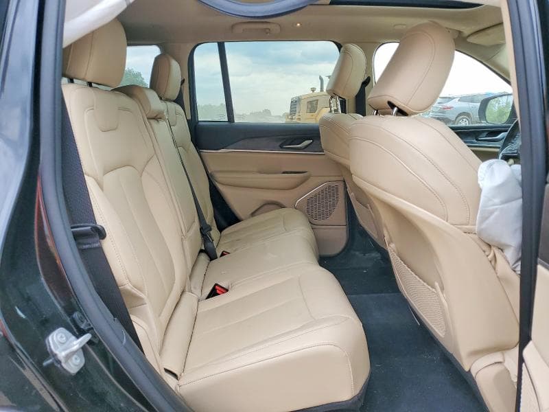 2022 JEEP GRAND CHEROKEE LIMITED LIMITED 11