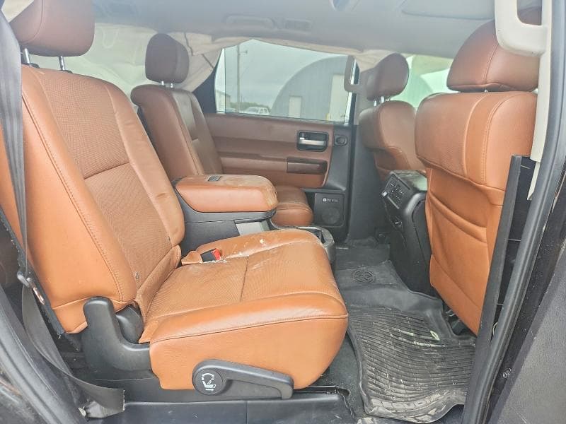 2017 TOYOTA SEQUOIA PLATINUM 11