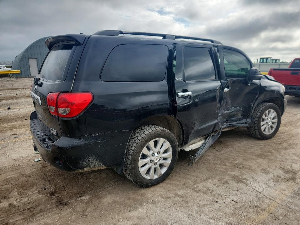 2017 TOYOTA SEQUOIA PLATINUM 3