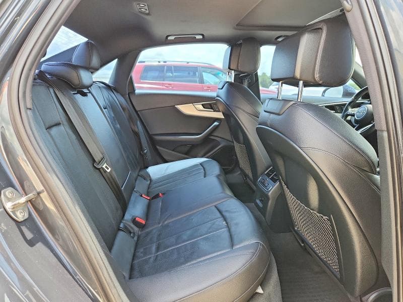 2017 AUDI A4 PRESTIGE 10