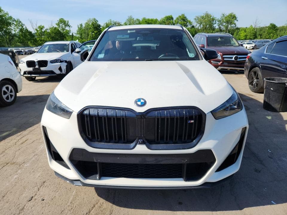 2024 BMW X1 5