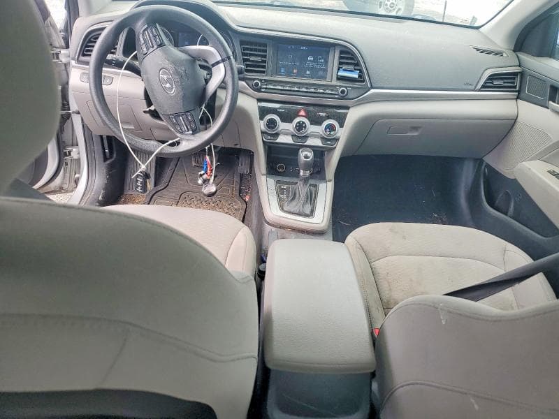 2019 HYUNDAI ELANTRA SEL 10
