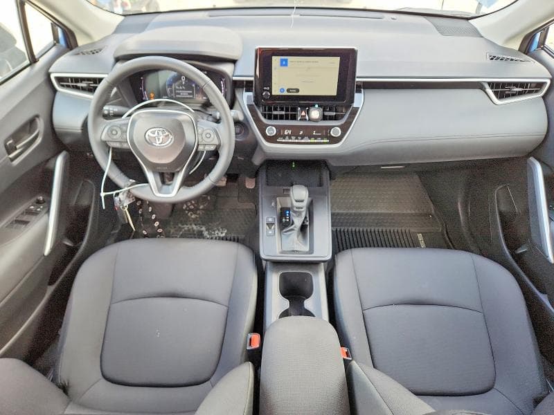 2026 TOYOTA COROLLA CROSS LE LE 8