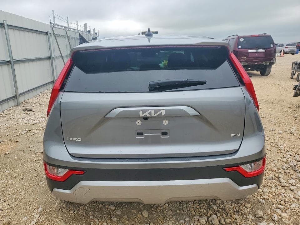 2026 KIA NIRO LX 6