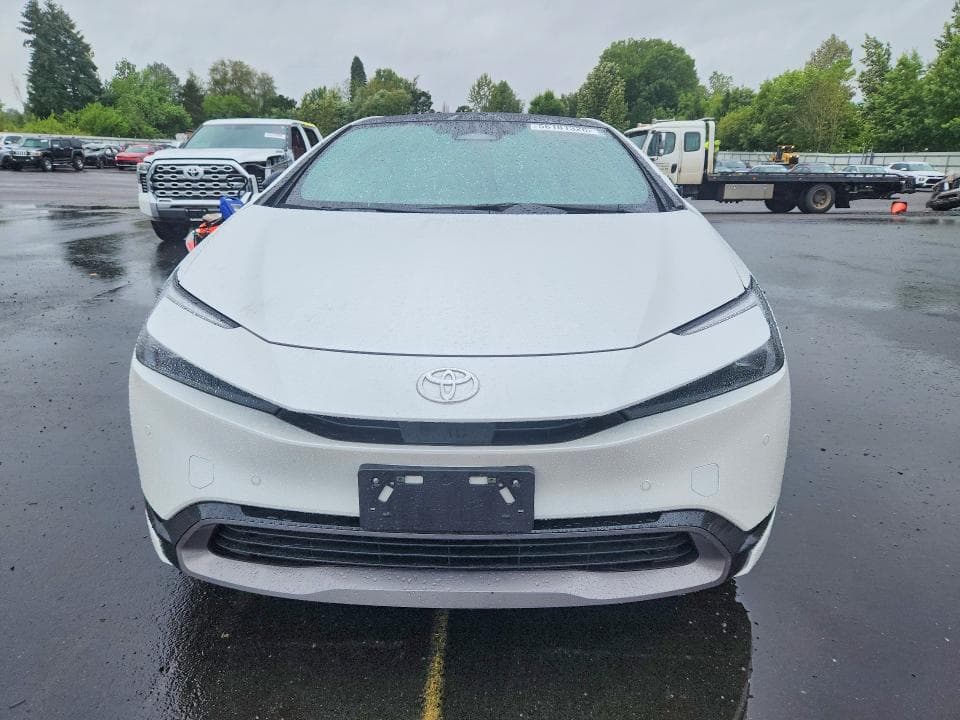 2024 TOYOTA PRIUS XLE XLE 5