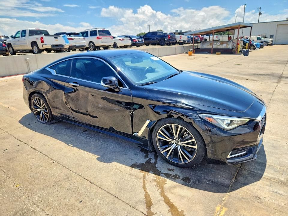 2021 INFINITI Q60 LUXE 4