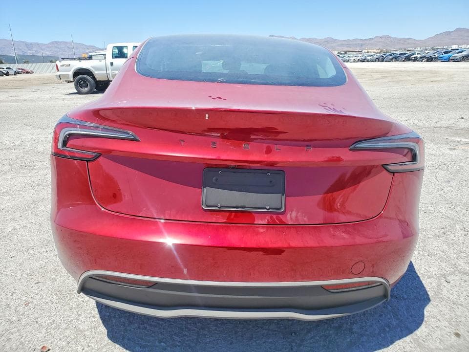 2026 TESLA MODEL 3 6