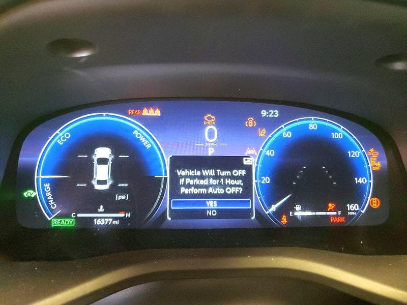 2025 TOYOTA CAMRY XLE XLE 9