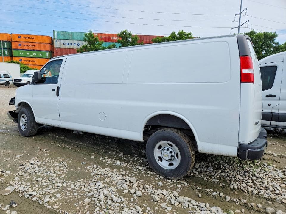 2023 CHEVROLET EXPRESS G3500 2