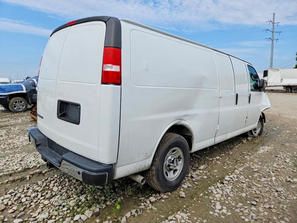 2023 CHEVROLET EXPRESS G3500 3
