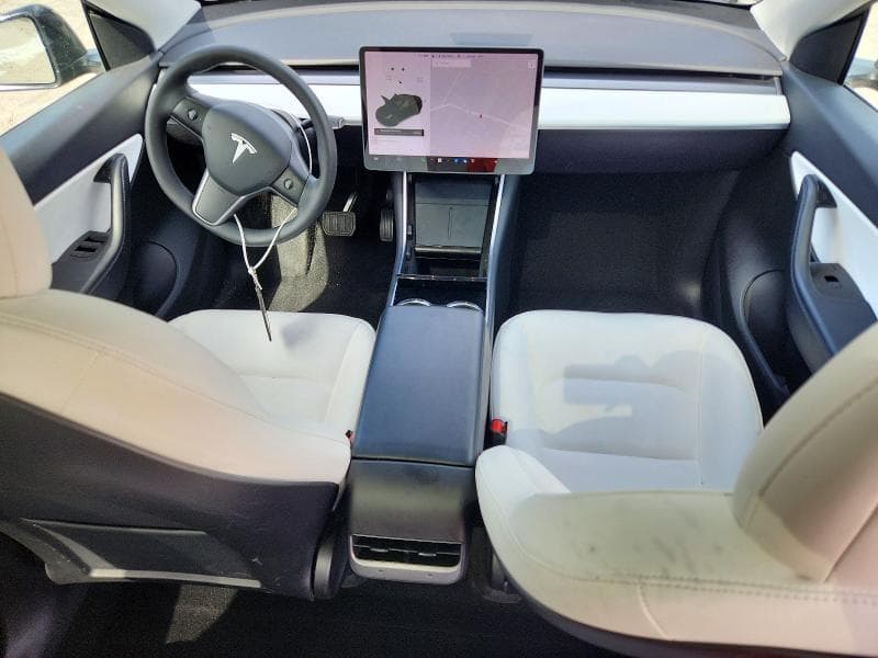 2021 TESLA MODEL Y 8