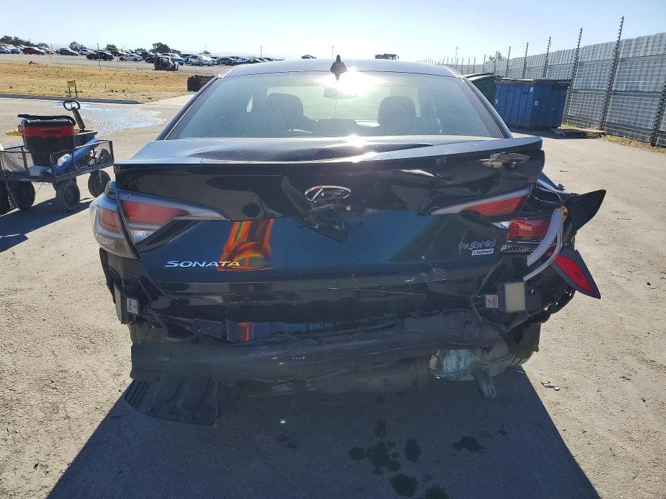 2017 HYUNDAI SONATA HYBRID LIMITED 6
