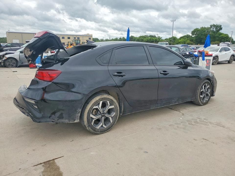 2021 KIA FORTE LXS 3