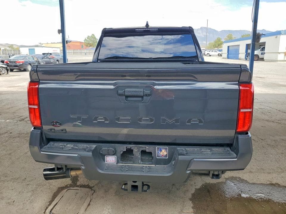 2026 TOYOTA TACOMA SR5 SR5 6