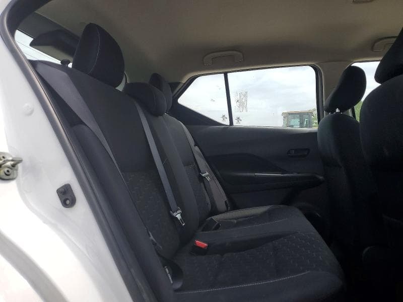 2021 NISSAN KICKS S 11