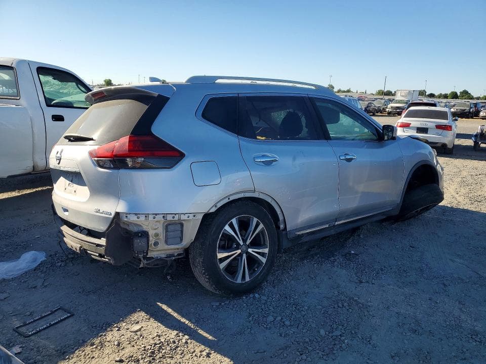 2017 NISSAN ROGUE SL 3